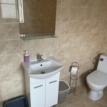 лазарови Апартаменты *