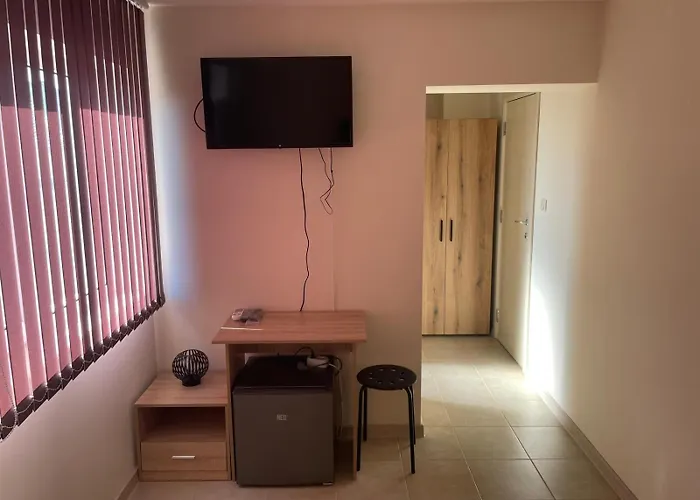 лазарови Apartament Chisaria